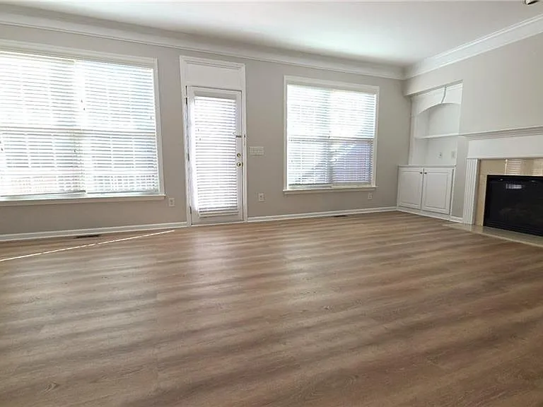 6099 Prestwood Dr — Photo 5