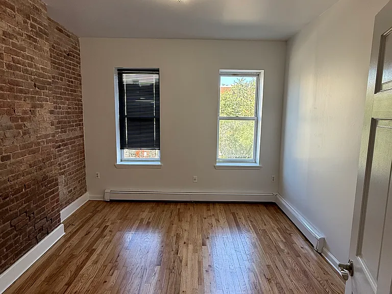 476 Central Ave #2L — Photo 3