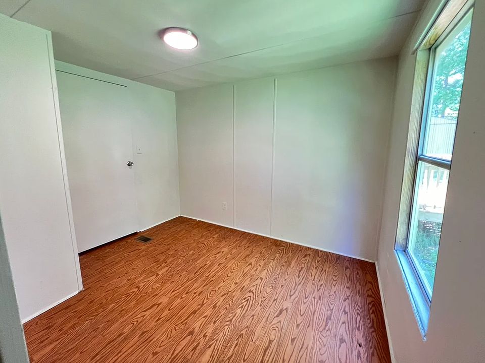 2nd image of 1311 Russell Chapel Church Rd #4