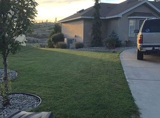 11910 S Player Dr, Spokane, WA 99223