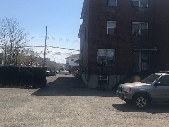 5th image of 83-19 149th Ave