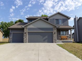 708 Timberview Dr, Adel, IA 50003