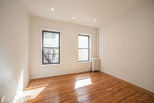 Rented by Jonathan Wachtel, LREB | media 29