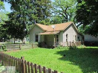 504 E Henry St, Charlotte, MI 48813