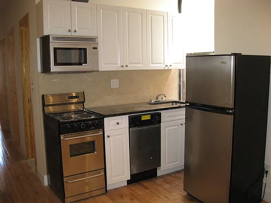 Rented by Kings Court Real Estate | media 1