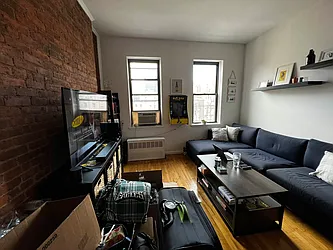 Rented by Salon Realty Corp