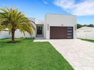 1415X 13th Ave N, Naples, FL 34102