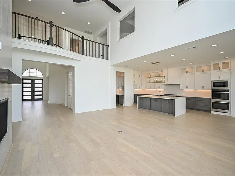 22310 Understory Ct — Photo 10