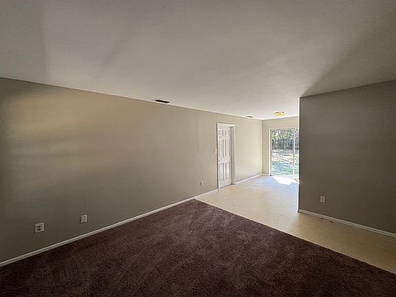 3rd image of 950 W French Ave