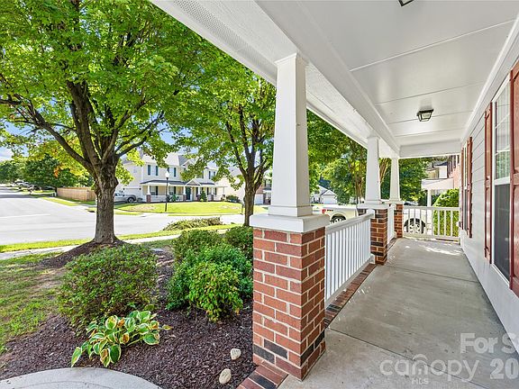 3rd image of 146 Trotter Ridge Dr