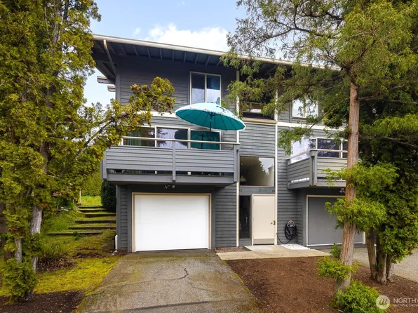 8111 46th Place W #C1, Mukilteo, WA 98275