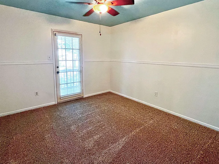 16902 Summit Oaks Ln — Photo 26