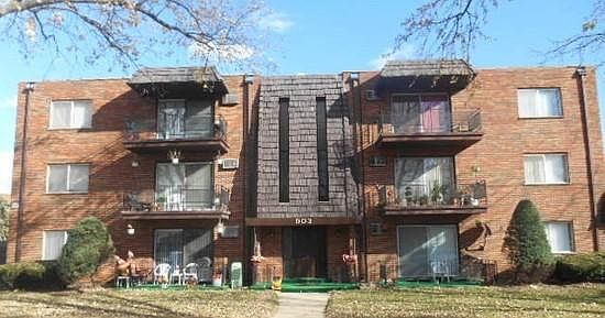 903 Elder Road is a wonderful building situated in the HF school district. 1 block from 183rd and Halsted.