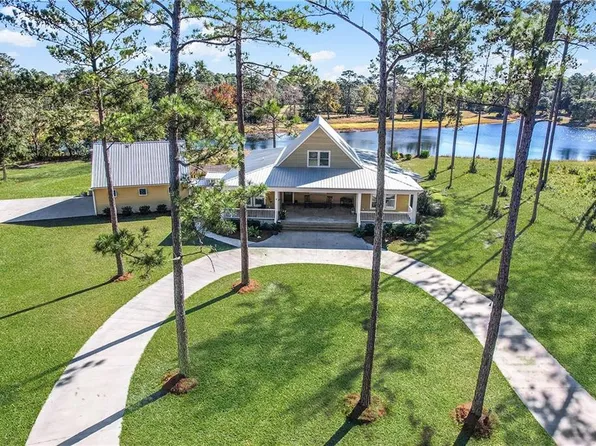 1054 Dune Meadow Cir NE, Townsend, GA 31331