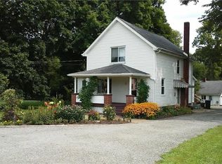 1188 Pleasant View Dr, Vandergrift, PA 15690