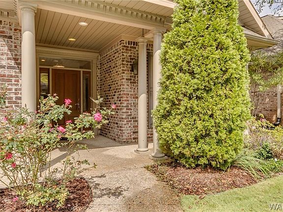 3rd image of 4110 Midway Ln