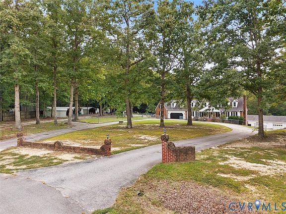 4th image of 3161 Ella Rd