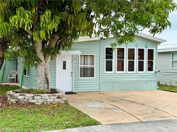 169 Panther Pass CIR #169, NAPLES, FL 34114