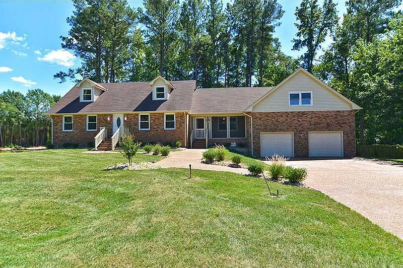 5213 Willow Lake Rd