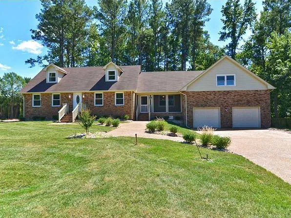 5213 Willow Lake Rd, Chesapeake, VA 23321