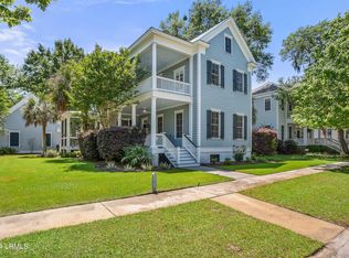 11 Park Sq S, Beaufort, SC 29907