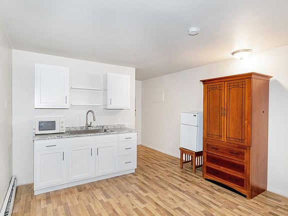 4th image of 714 S Wooster Ave #16