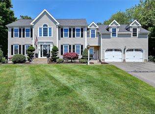 210 Country Side Dr, Rocky Hill, CT 06067