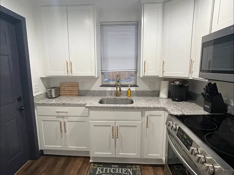 1218 E 17th Ave #1218 — Photo 4
