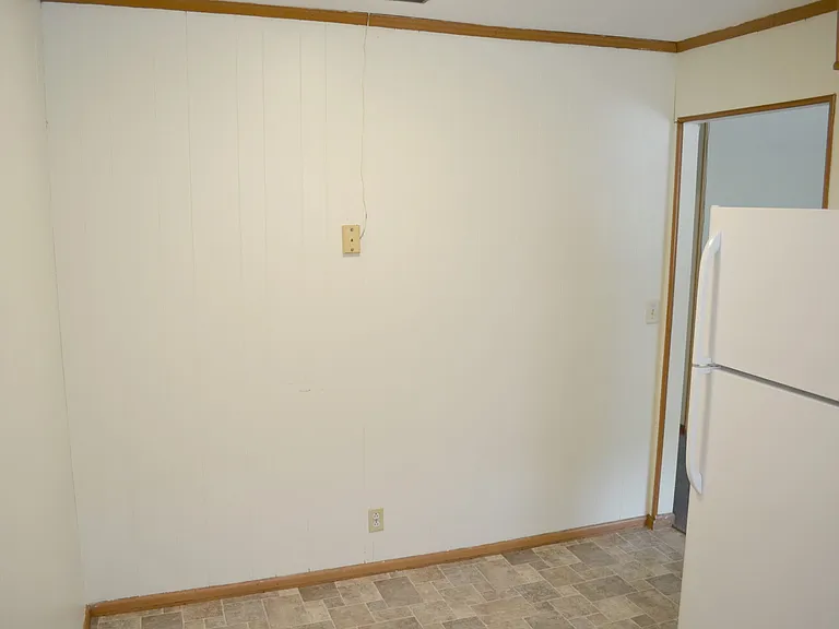 6300 Ervin Rd — Photo 7