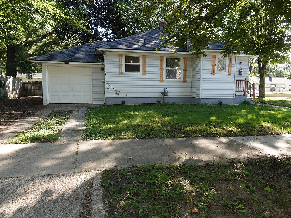 1st image of 924 Griggs St SE