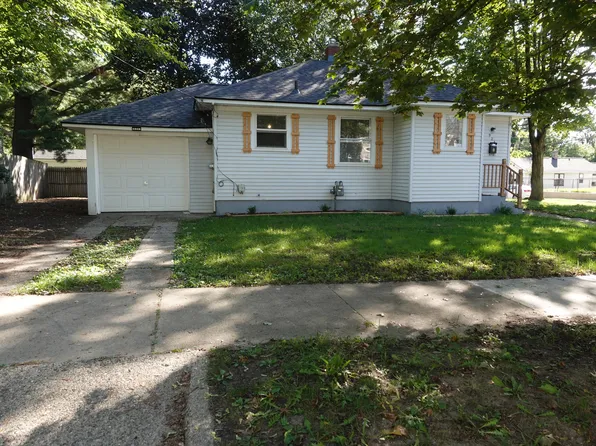 924 Griggs St SE, Grand Rapids, MI 49507