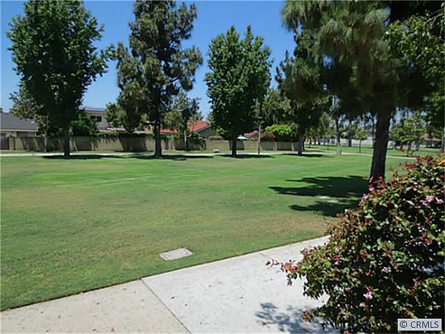 2nd image of 15425 Eiffel Cir