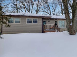 503 Deerpath Dr, McHenry, IL 60051