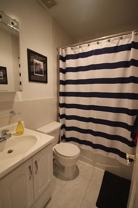 2nd image of 100 W 87th St APT 04E