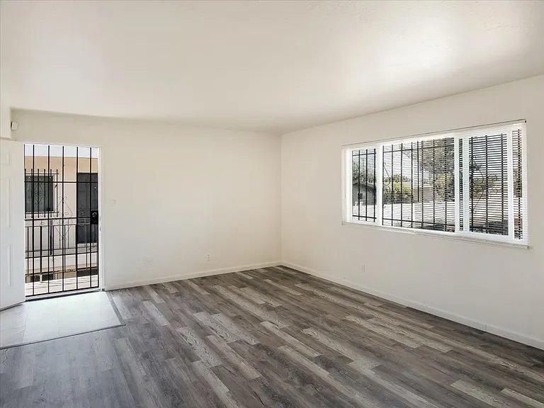 2901 Octavia St. — Photo 5