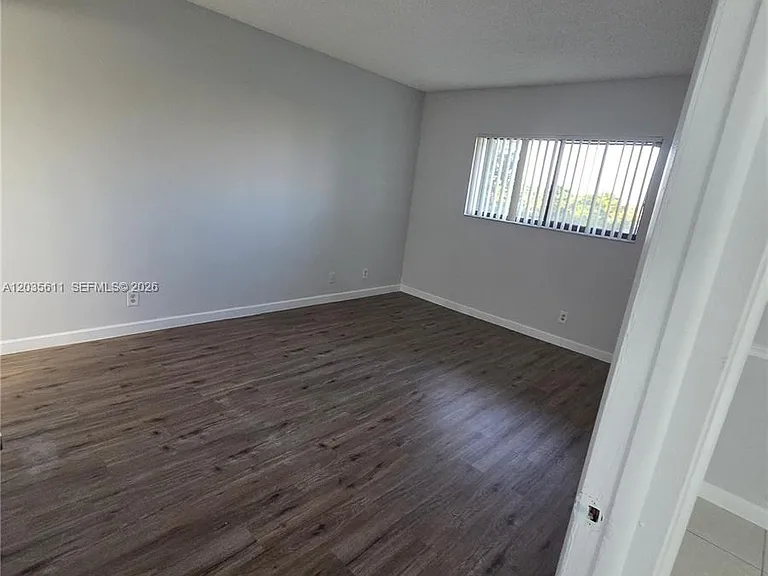 1170 NW 80th Ave #203 — Photo 7