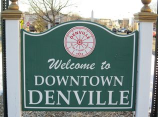 194 Casterline Rd, Denville, NJ 07834