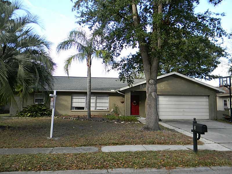 1st image of 6 Village Ln