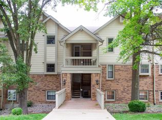 12968 Bryce Canyon Dr APT B, Maryland Heights, MO