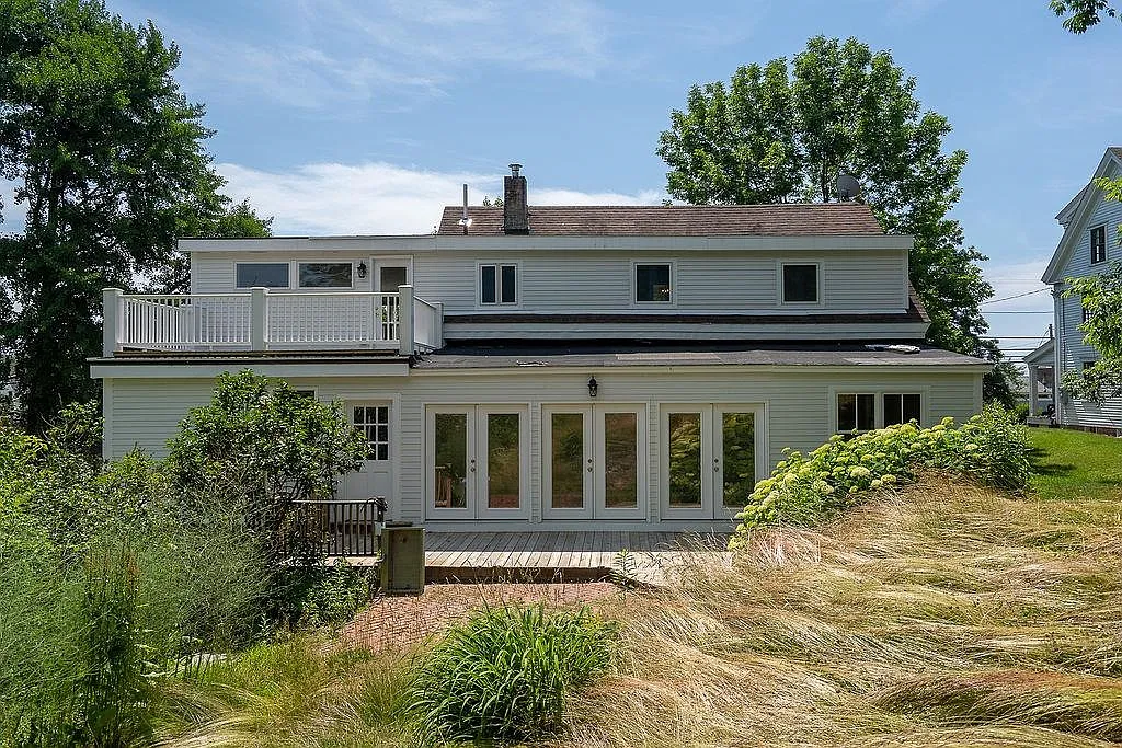 3 bed, 2.5 bath, 1972 sqft, $5,000 — Photo 4