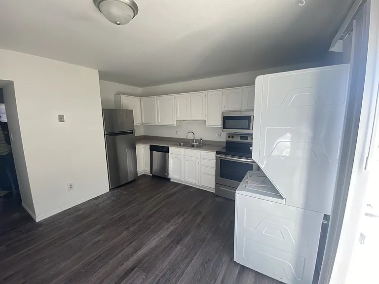 2629 E Uintah St #C — Photo 30