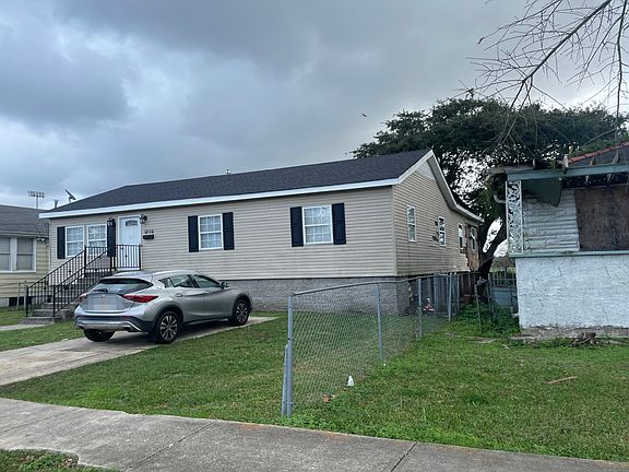 2nd image of 1808 Shirley Dr