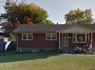 4104 Parrot Ct, Louisville, KY 40229