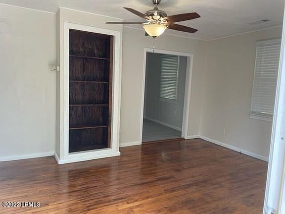 3rd image of 156 Williams Street