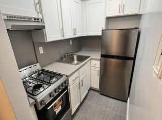 84-31 Van Wyck Expy #320, Jamaica, NY 11435