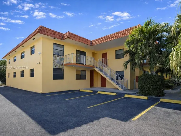 3522 NE 166th St APT 7, North Miami Beach, FL 33160