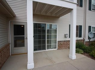 1802 Summerset Dr, Racine, WI 53406