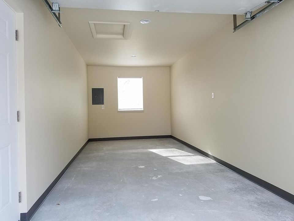 Interior of each bay.