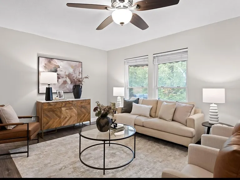 3945 N Quail Ln — Photo 8