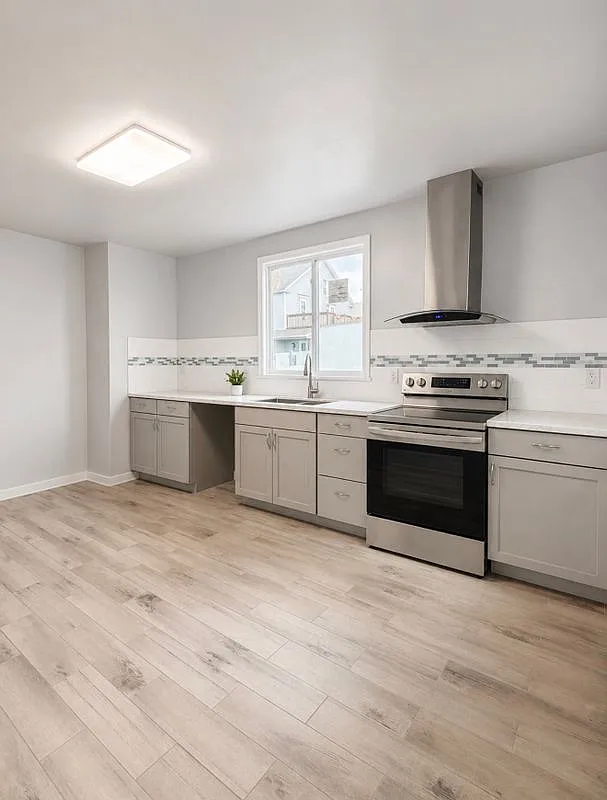 4 bed, 1.0 bath, 1100 sqft, $1,700 — Photo 3